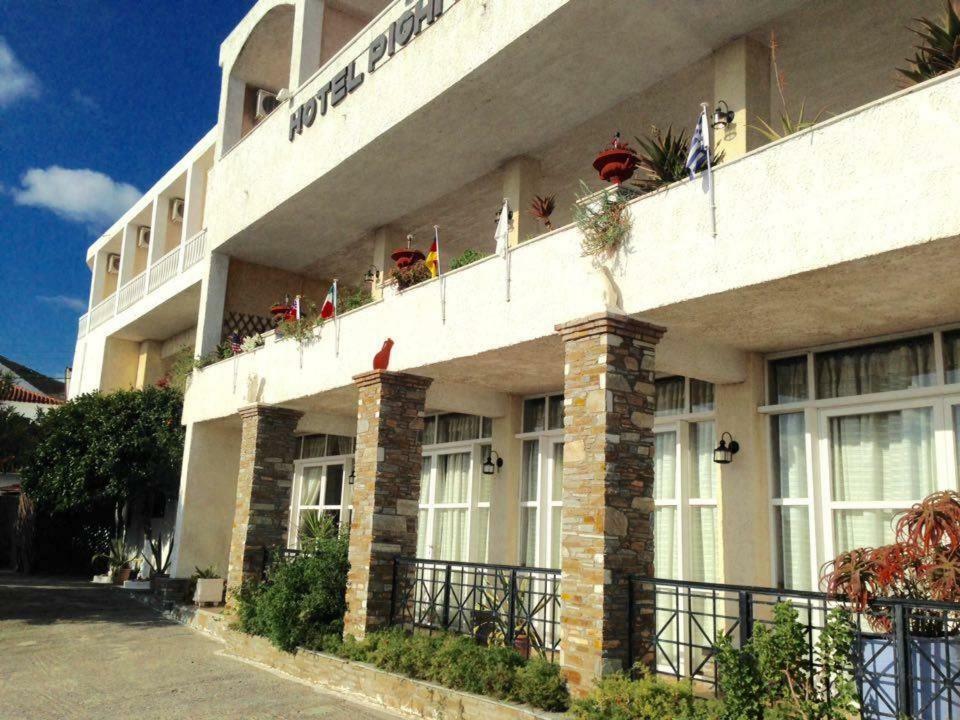 Sariza Spring Hotel Apikia  Exterior photo